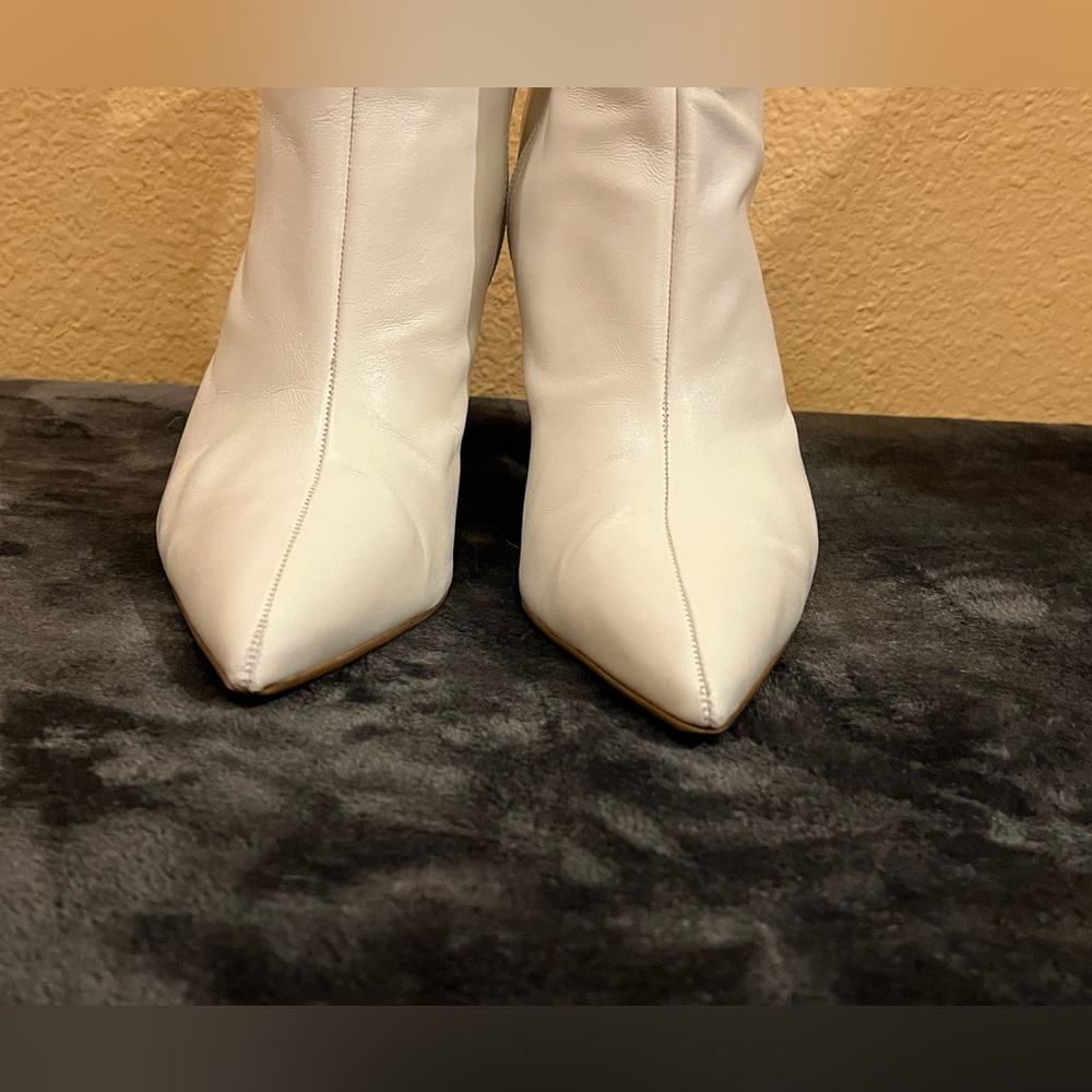 Steve Madden Cream Heeled Boots - Picture 3 of 12